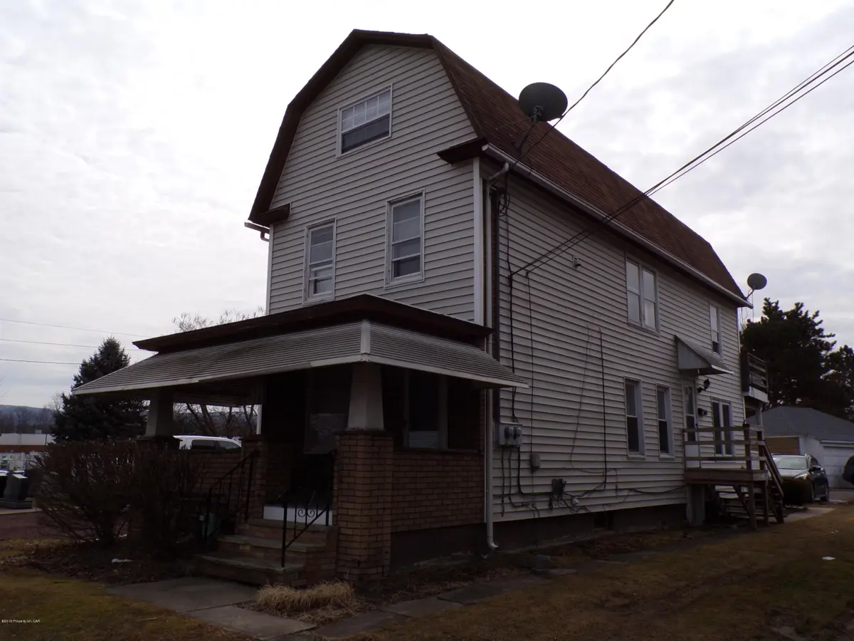 74 West End Road, Hanover Township in Hanover Township
