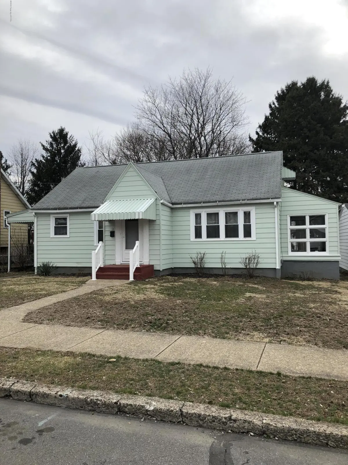 125 Roosevelt Street, Edwardsville in Edwardsville