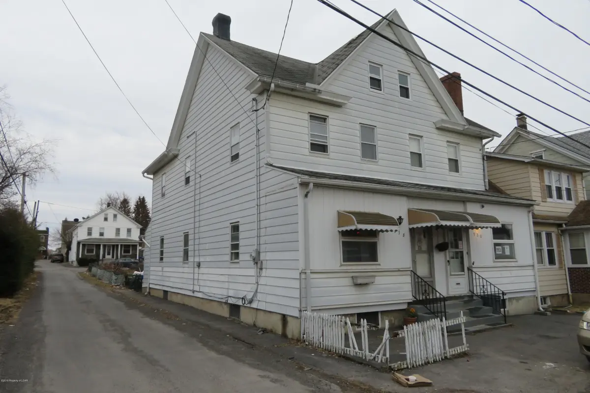 978 6th Street, Hazleton in Hazleton