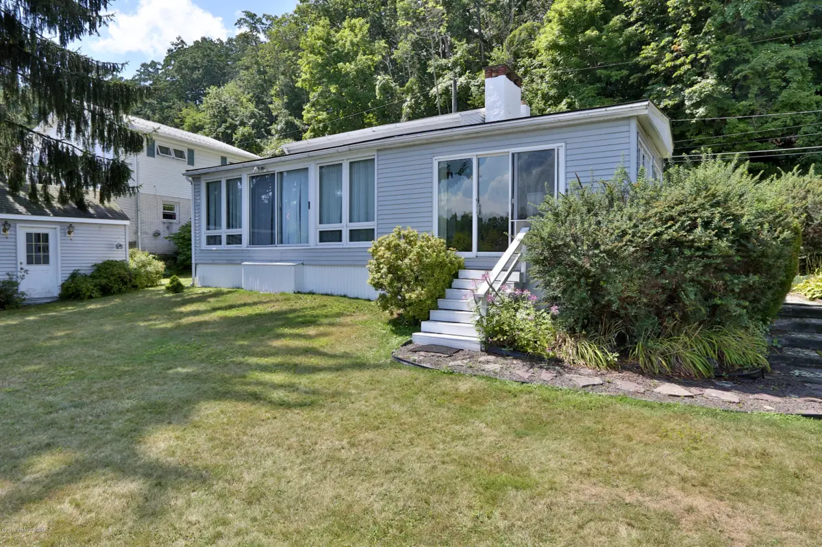 195 Oliver Road, Sweet Valley in Sweet Valley
