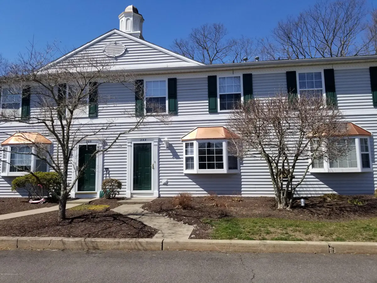 253 Patriot Circle, Mountain Top in Mountain Top
