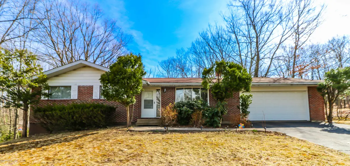 28 Yeager Road, Mountain Top in Mountain Top