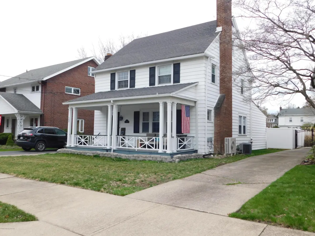 580 Meadowland Avenue, Kingston in Kingston