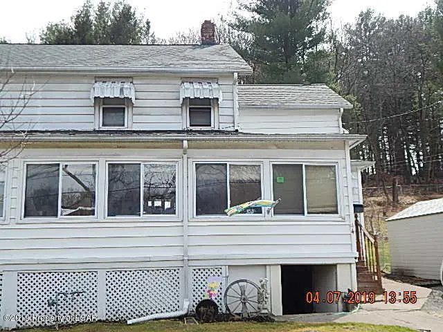 44 W Railroad Street, Nanticoke in Nanticoke