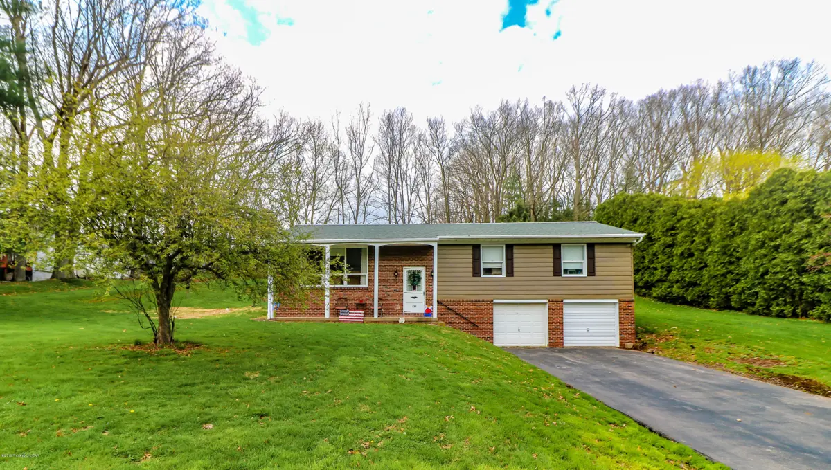 277 W County Road, Sugarloaf in Sugarloaf