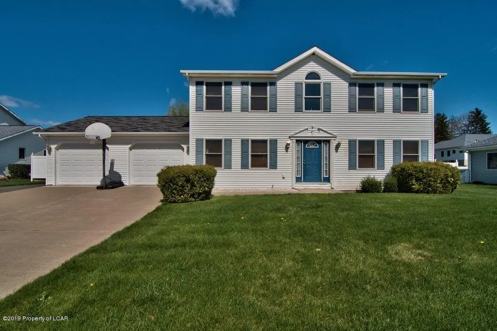 1018 Chestnut Street, Exeter in Exeter