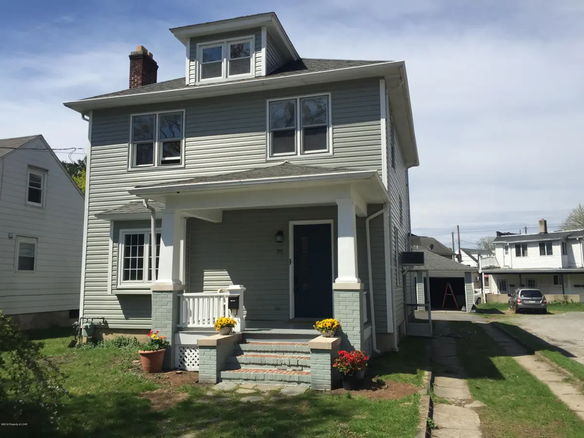 35 River Street, Forty Fort in Forty Fort
