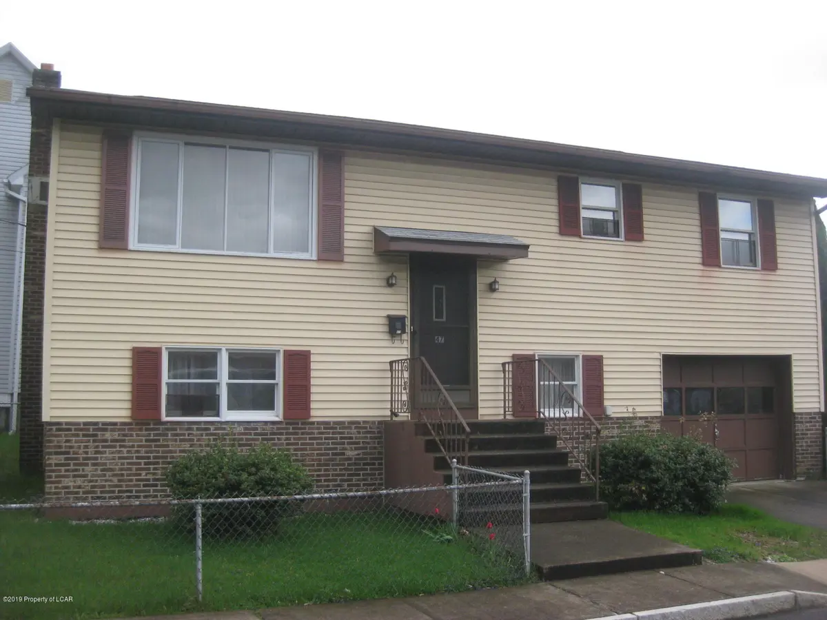 47 Lewis Street, Wilkes-Barre in Wilkes-Barre