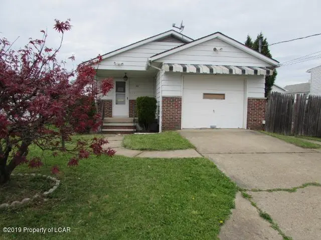 151 Kent Lane, Wilkes-Barre in Wilkes-Barre