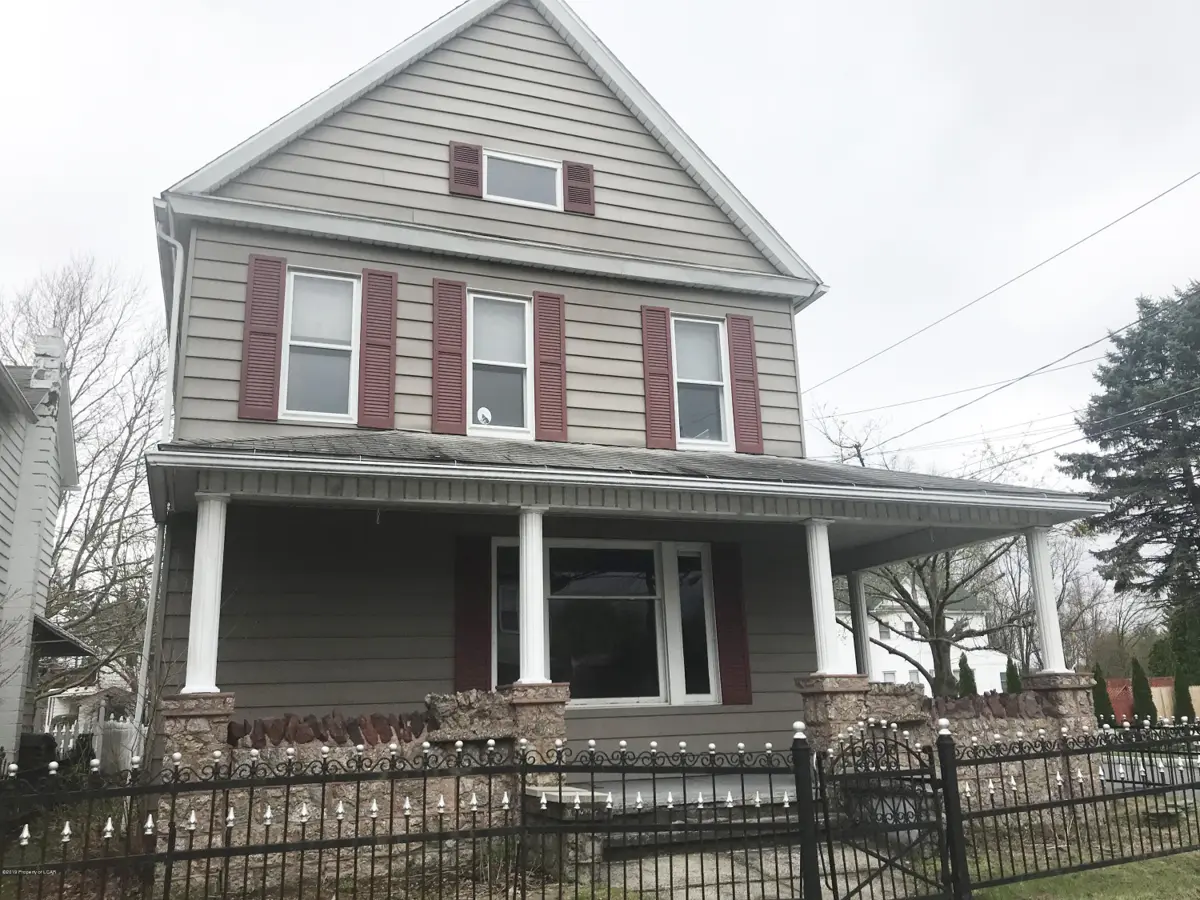 205 E Thomas Street, Wilkes-Barre in Wilkes-Barre