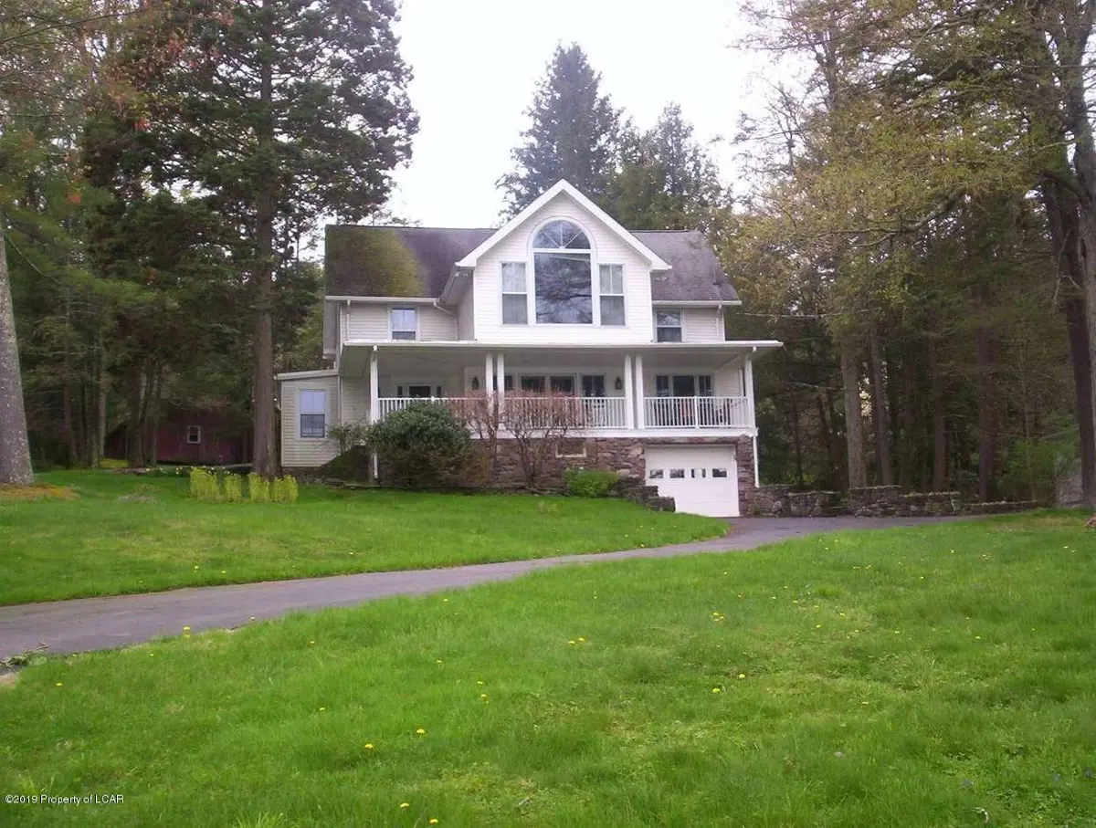 2662 Lakeside Drive, Harveys Lake in Harveys Lake