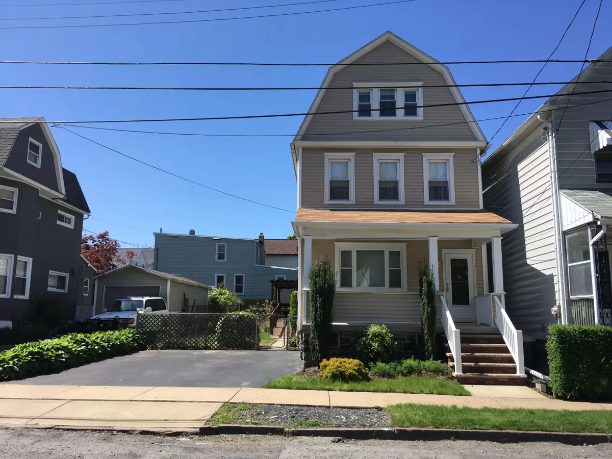 15 Mayer Street, Wilkes-Barre in Wilkes-Barre