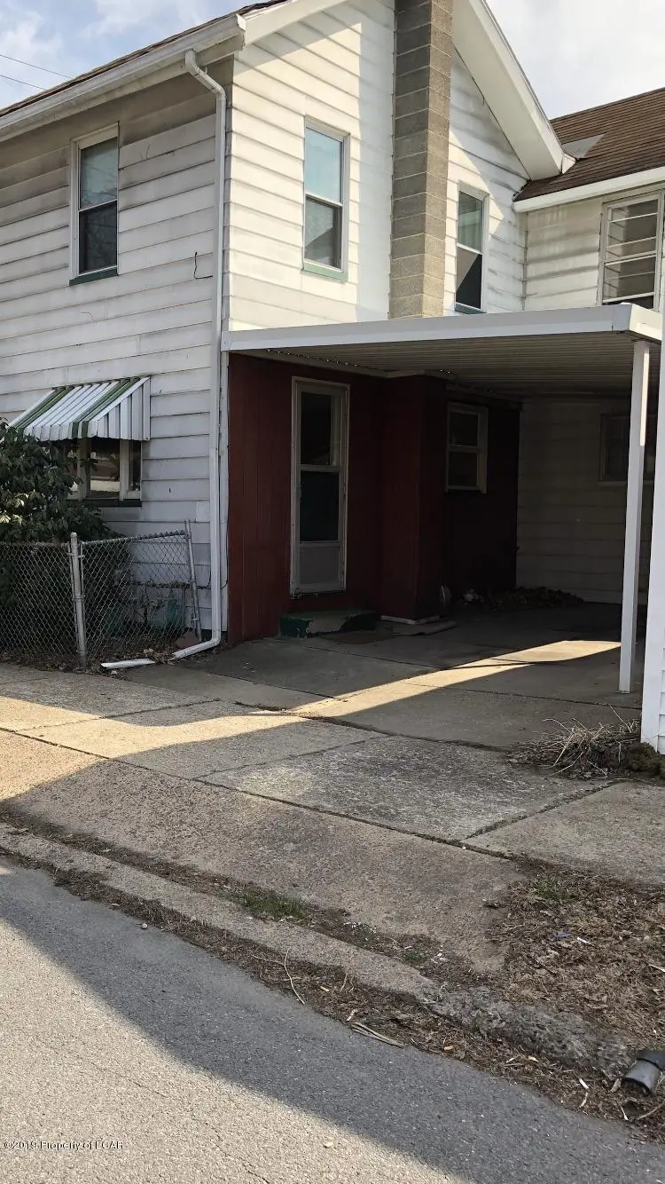 53 Oliver Street, Wilkes-Barre in Wilkes-Barre