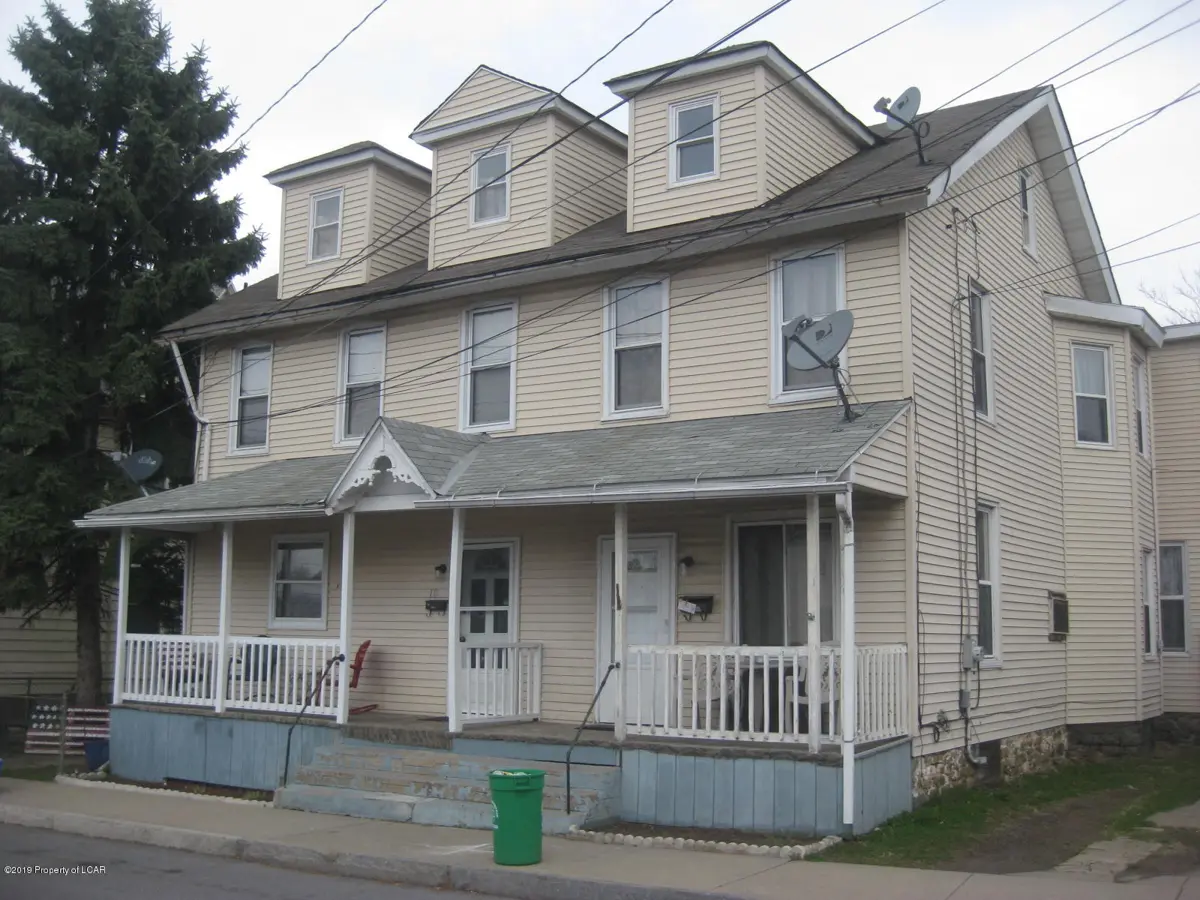 10-12 Kresge Street, Wilkes-Barre in Wilkes-Barre