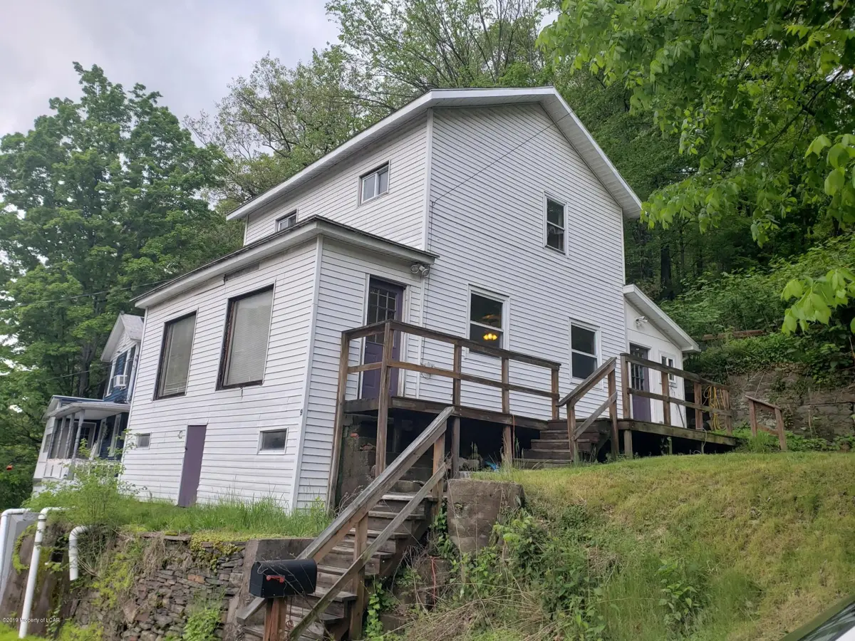 9 Rockview Avenue, Shickshinny in Shickshinny