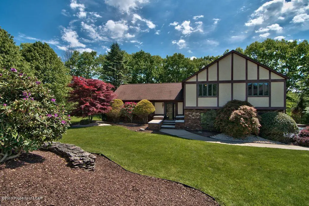 63 Country Road, Shavertown in Shavertown