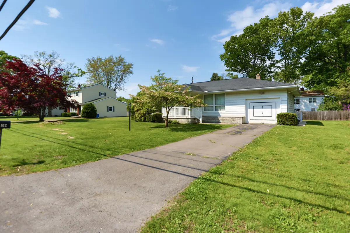 102 Laflin Road, Laflin in Laflin
