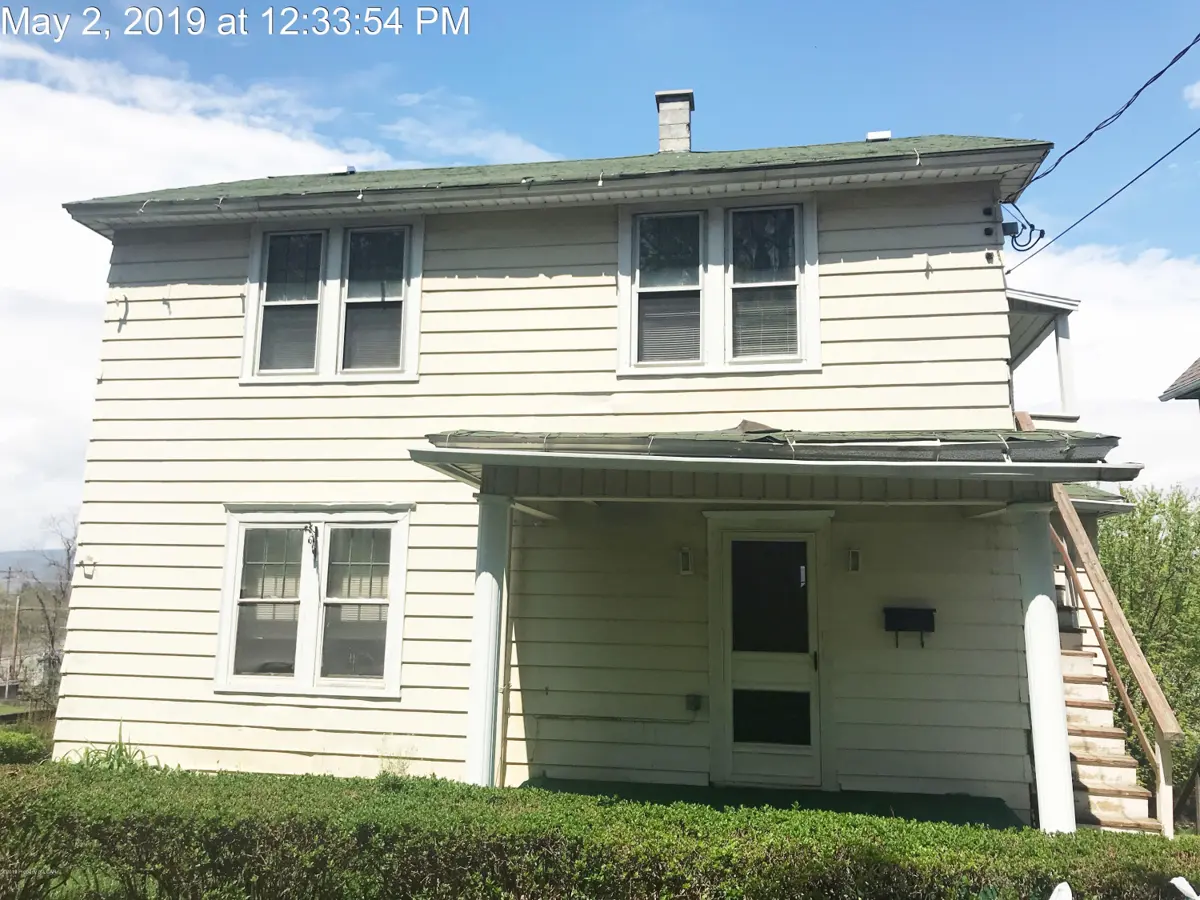 336 Hiller Avenue, Scranton in Scranton