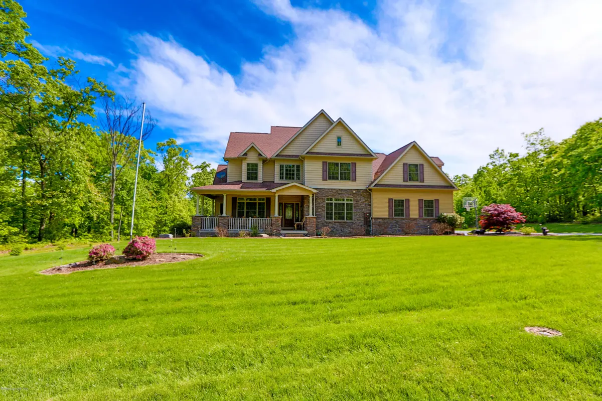 295 Bunker Drive, Hanover Township in Hanover Township