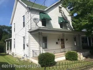 120 School Street, Carbondale in Carbondale