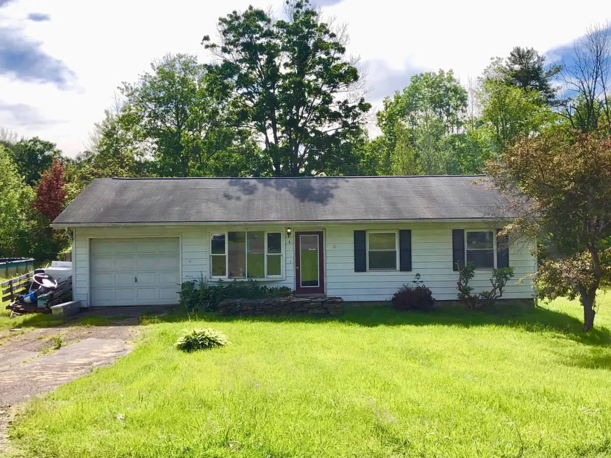 10 Englewood Dr., Tunkhannock in Tunkhannock