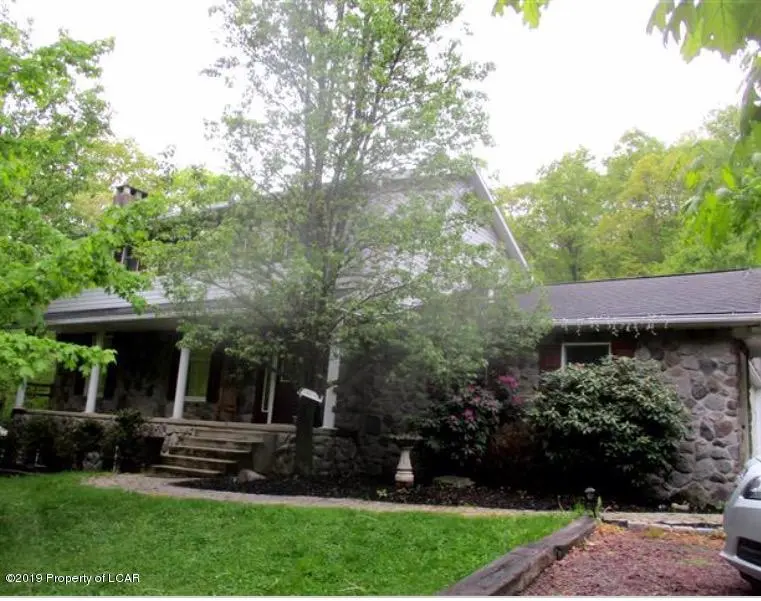 16 Wilderness Drive, Mountain Top in Mountain Top