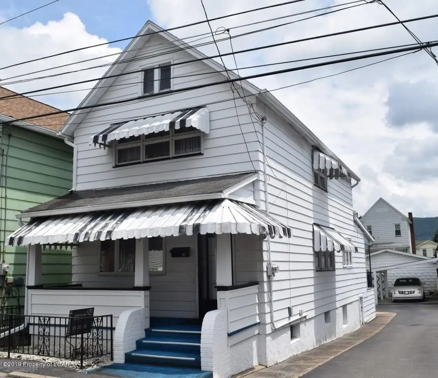 18 Lloyds Lane, Wilkes-Barre in Wilkes-Barre