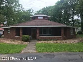 460 E Butler Drive, Freeland in Freeland