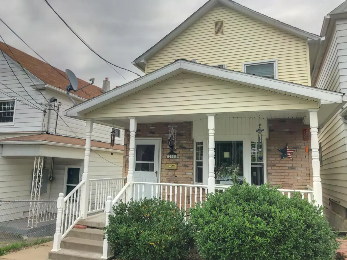 290 Hillside Avenue, Edwardsville in Edwardsville