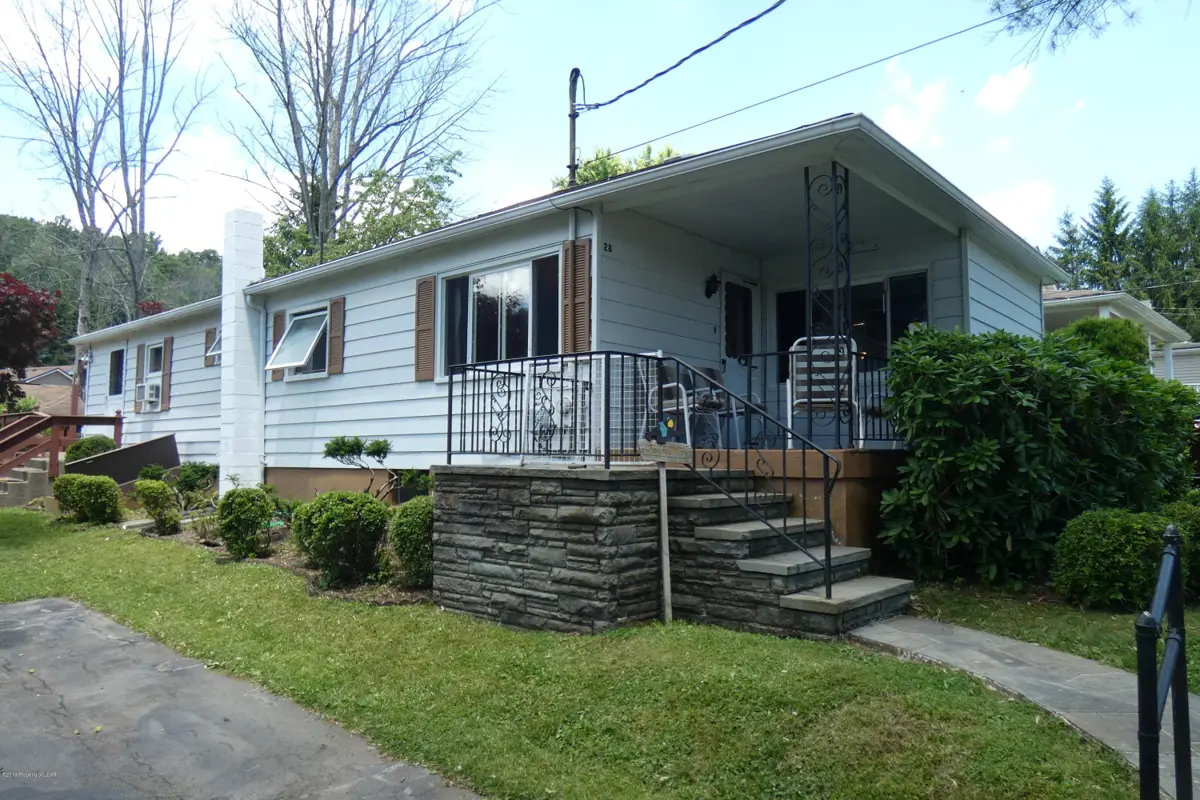 28 1st Street, Harveys Lake in Harveys Lake
