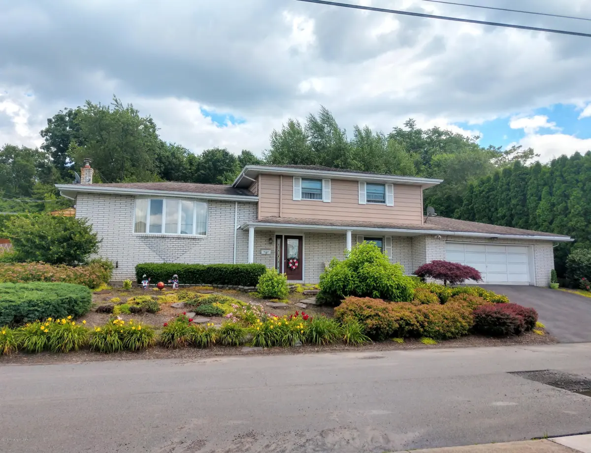 60 Poole Street, Pittston Township in Pittston Township