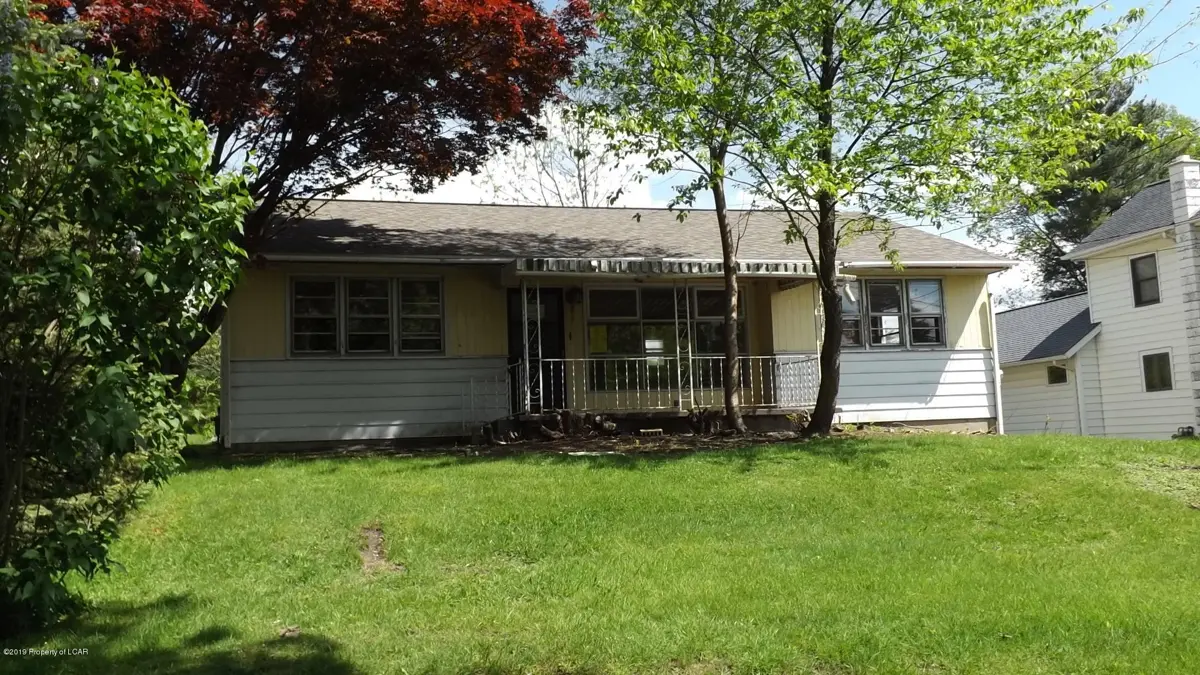 910 Lloyd Street, Pittston in Pittston