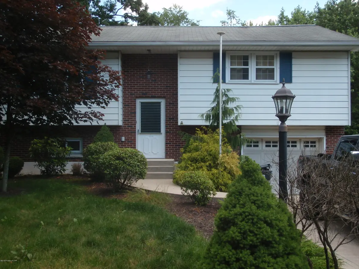 220 Smith Circle, Freeland in Freeland