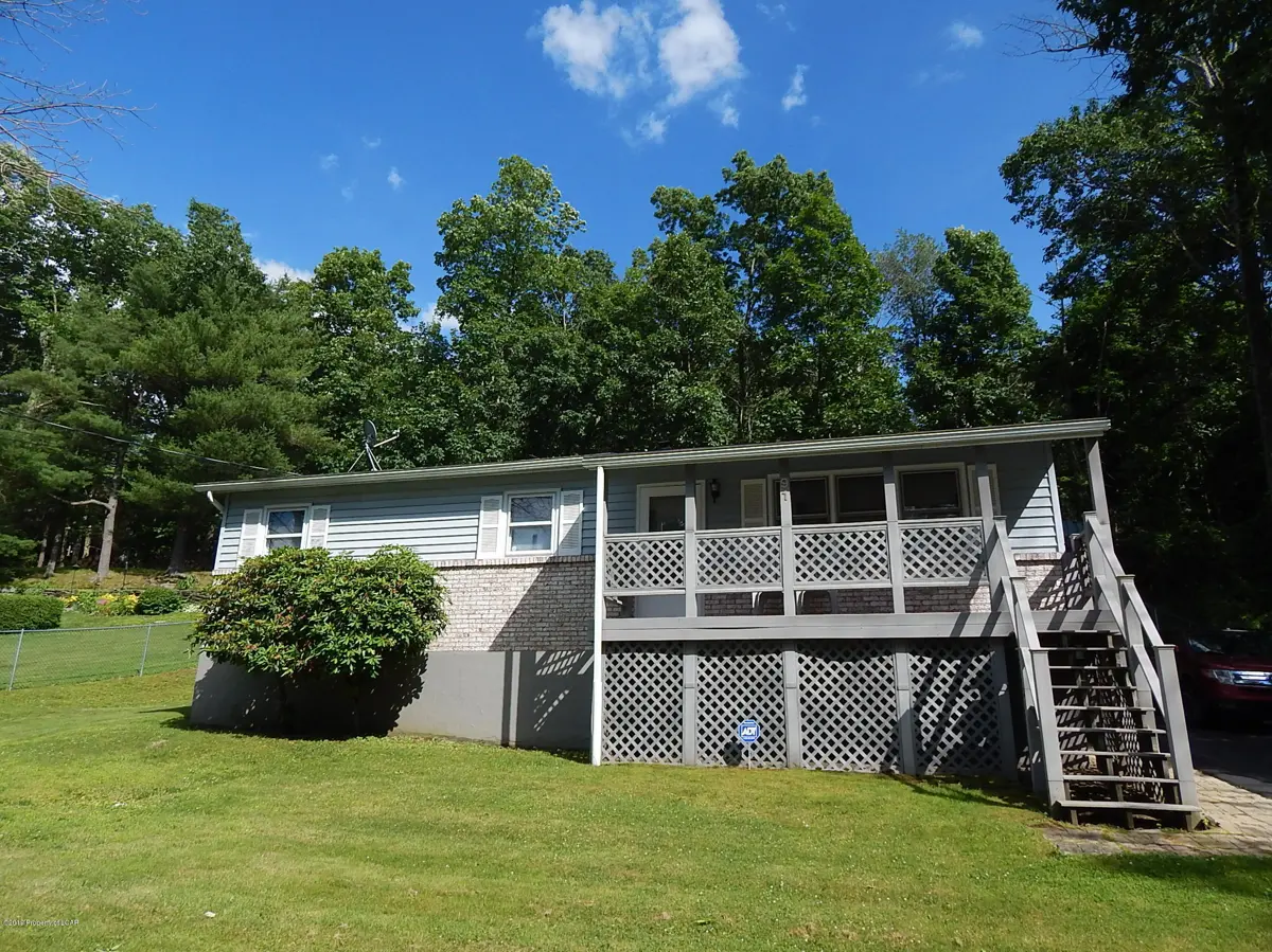 91 E Franklin Street, Shavertown in Shavertown