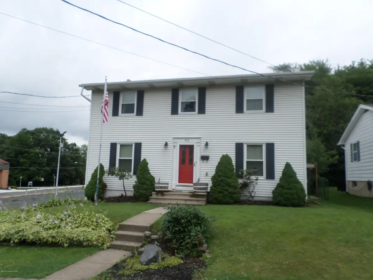 915 N Wyoming Street, Hazleton in Hazleton