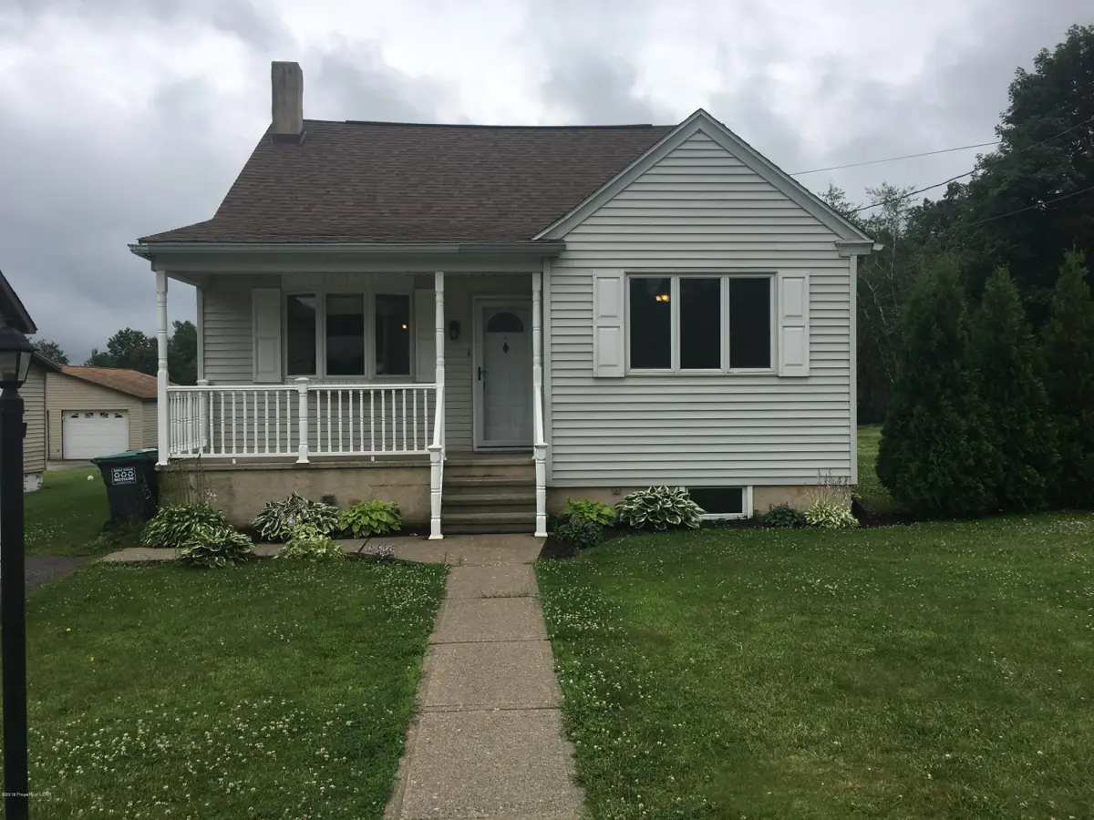 1964 E Broad Street, Beaver Meadows in Beaver Meadows