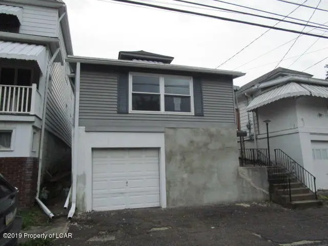70 Diamond Street, Hanover Township in Hanover Township