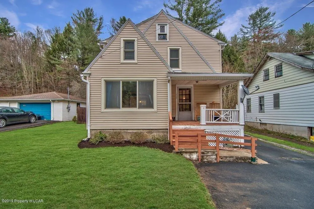 1428 Hillside Road, Shavertown in Shavertown