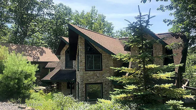 139 Summit Road, Hazleton in Hazleton