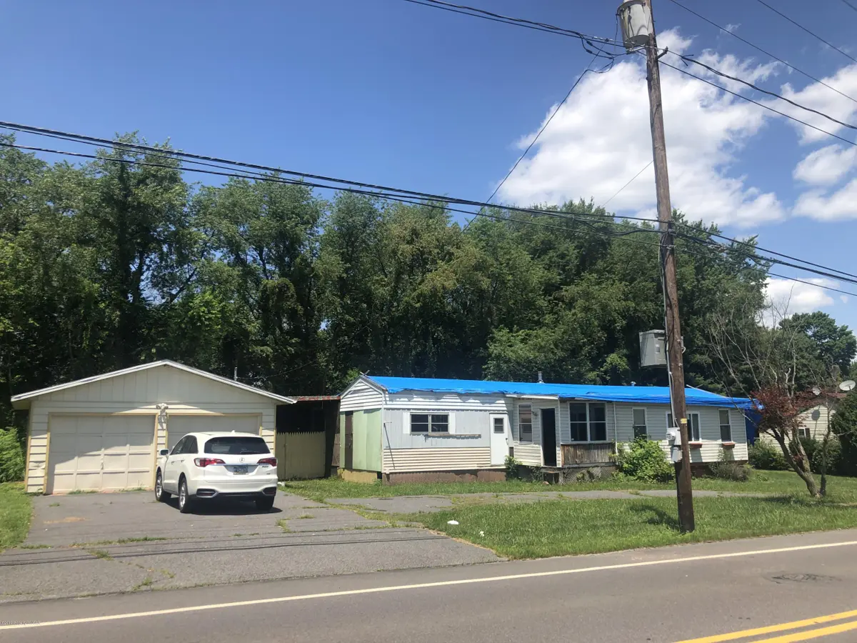 592 N Main Street, Wilkes-Barre in Wilkes-Barre