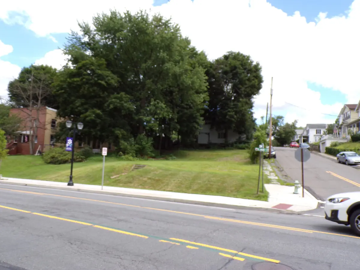 290 S Main Street, Pittston in Pittston