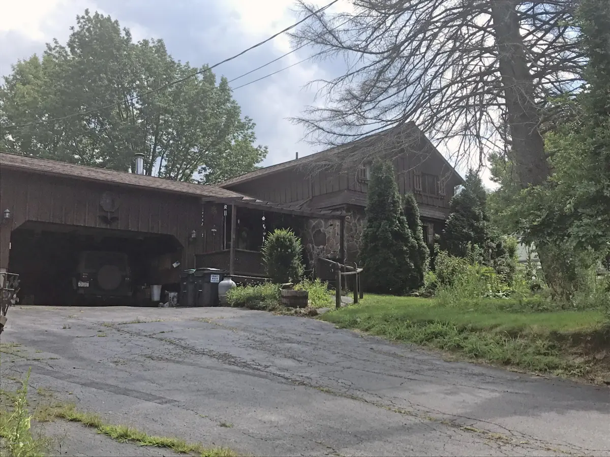 5559 Aberdeen Road, Moscow in Moscow