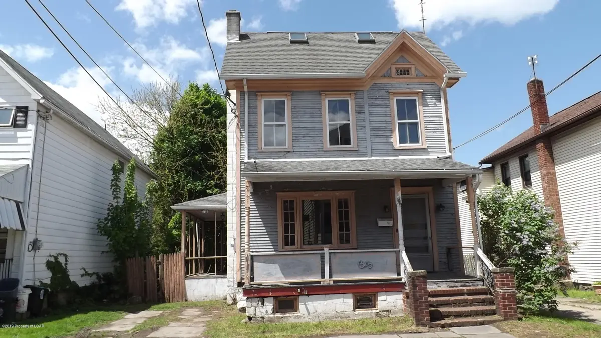 33 Hutson Street, Wilkes-Barre in Wilkes-Barre