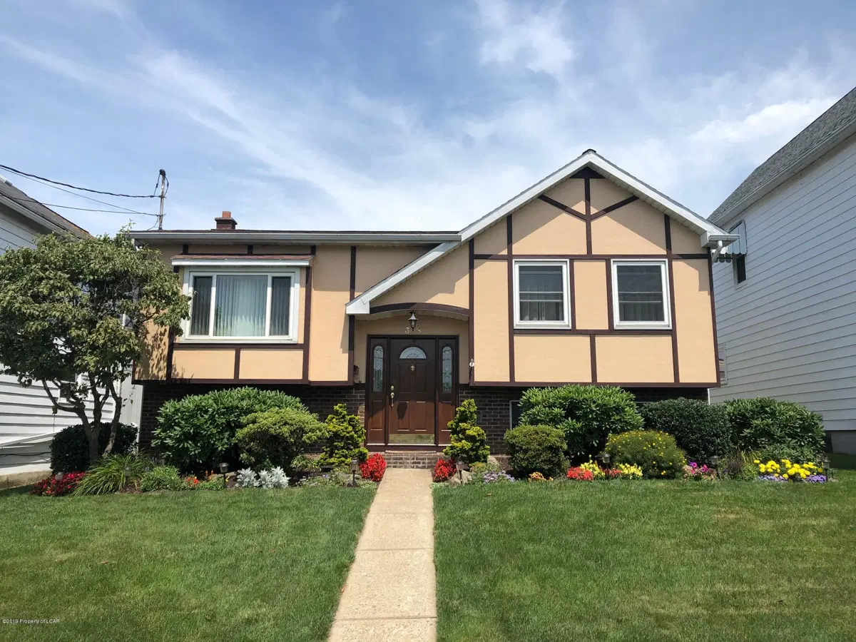 318 E Green Street, Nanticoke in Nanticoke