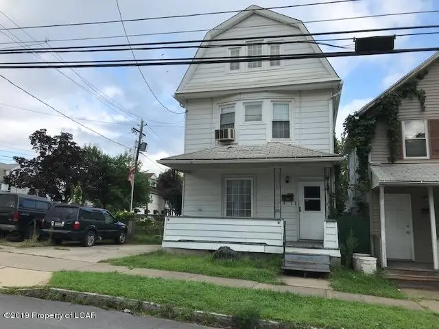 686 N Washington Street, Wilkes-Barre in Wilkes-Barre