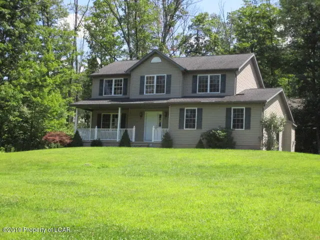 546 S Mountain Boulevard, Mountain Top in Mountain Top