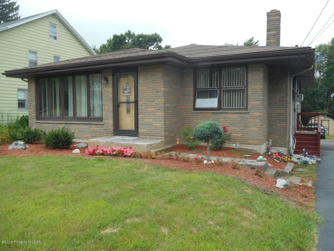 1939 E Broad Street, Beaver Meadows in Beaver Meadows