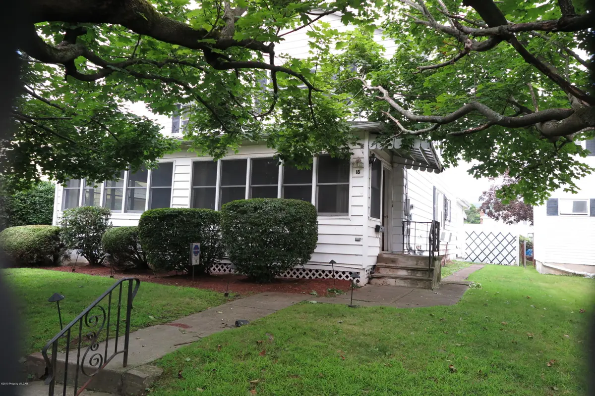 18 Elm Street, West Pittston in West Pittston