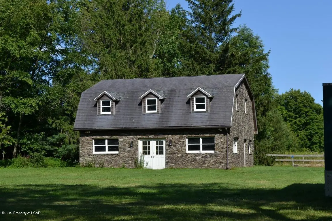 104 Silver Maple Drive, Scott Township in Scott Township