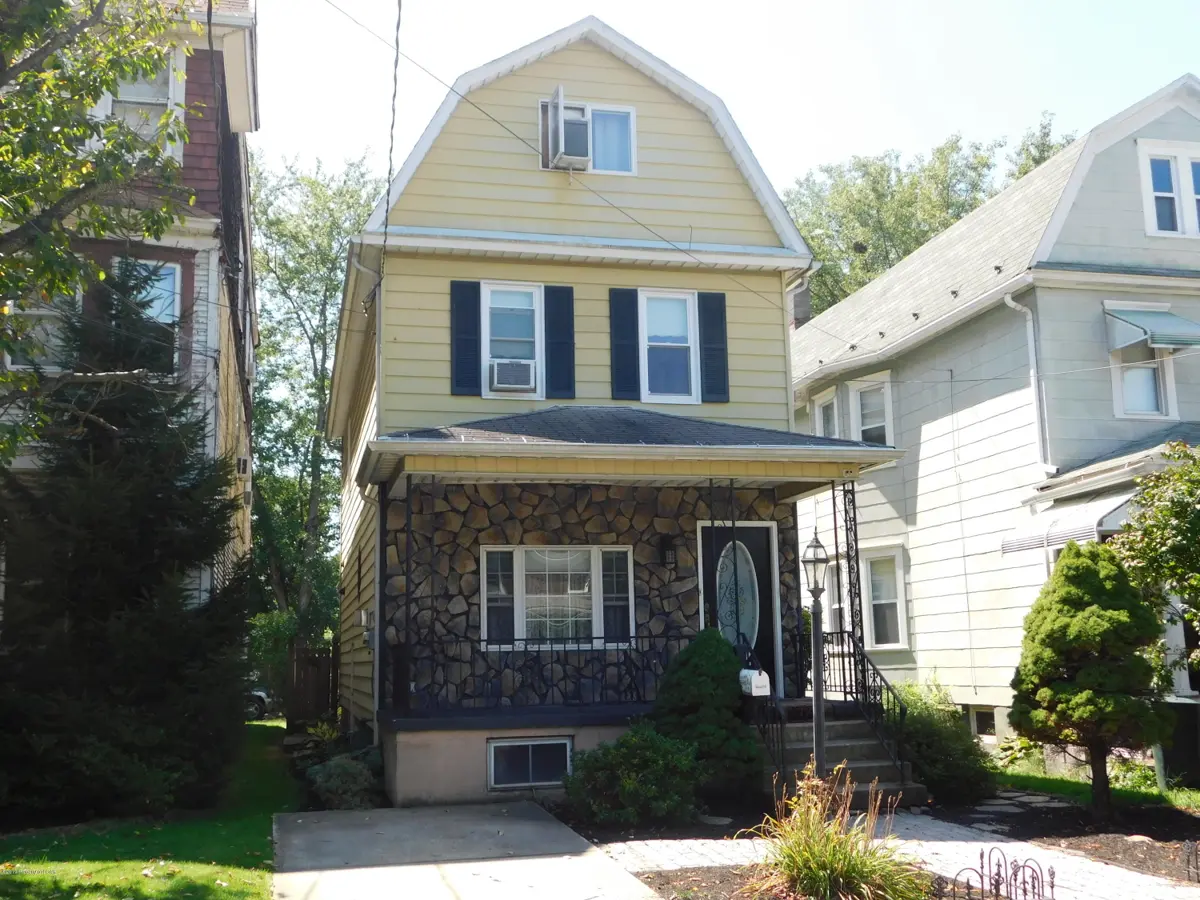 76 Price Street, Kingston in Kingston